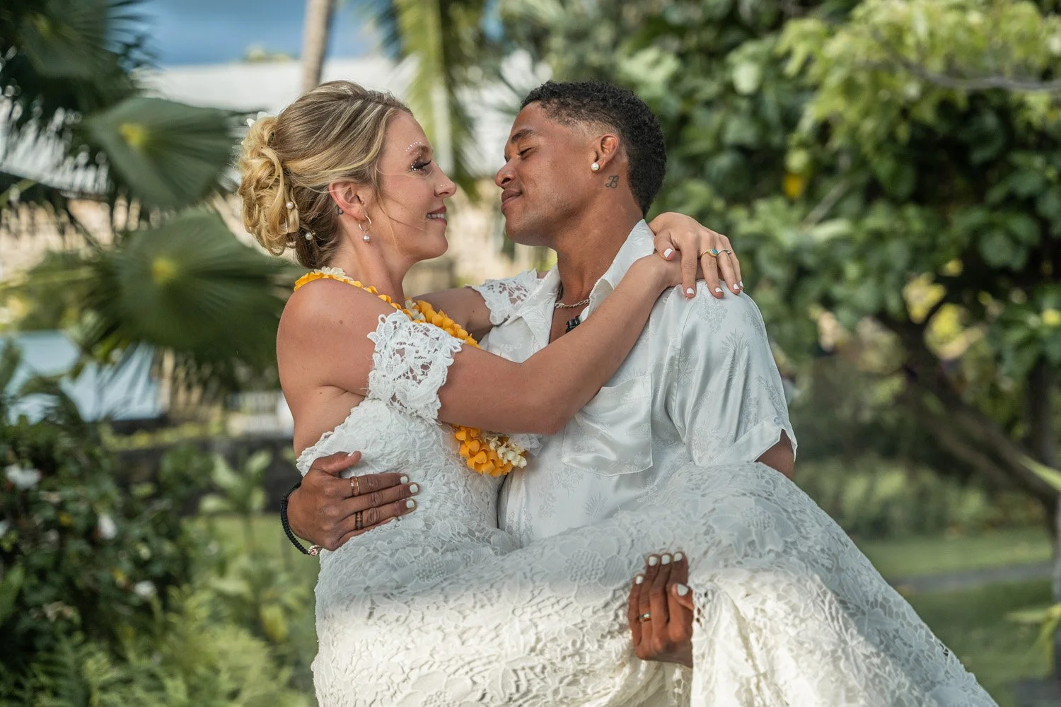 Annaliese and Jordan’s Wedding at a Hawaiian Palace