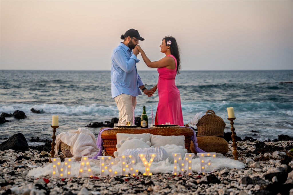 man proposal to woman luxury hawaii picnic proposals with led marry me sign taken by Hawaii Adventure Portraits