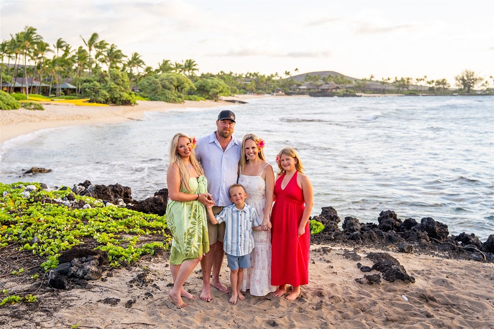 big island vacation family photo