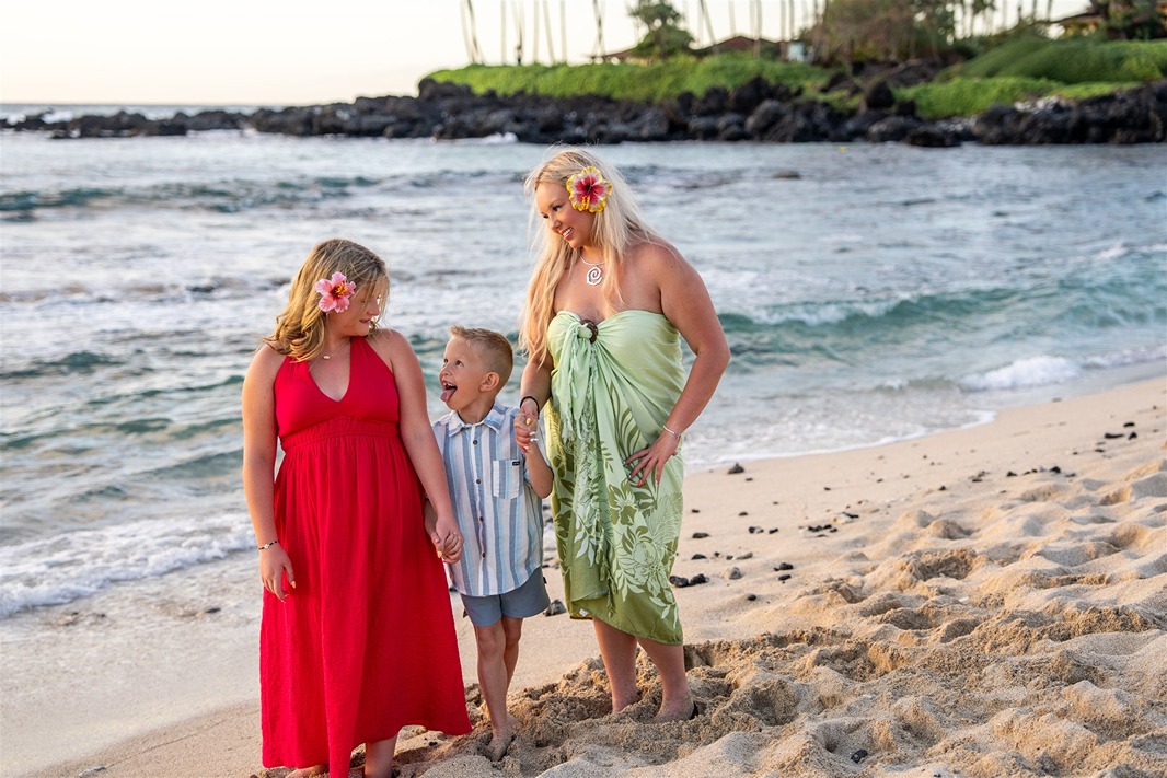 big island vacation photos of the kids