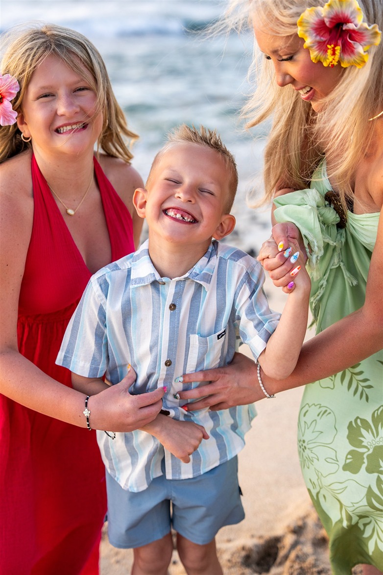 vacation in hawaii big island family photo session
