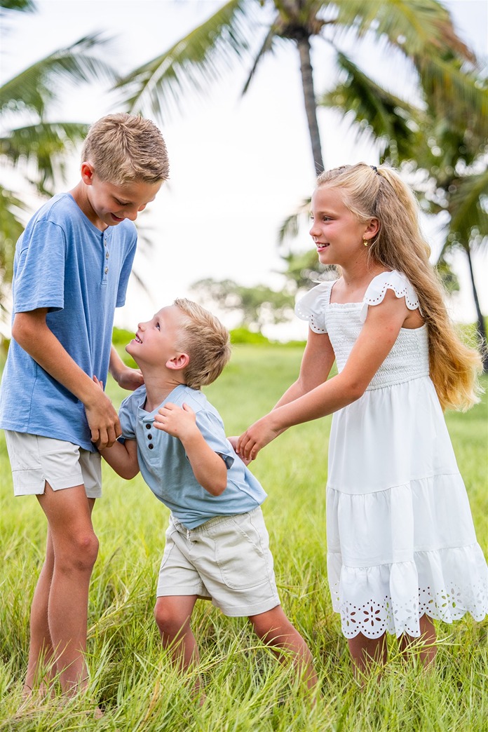 extended family portraits featuring just the kids