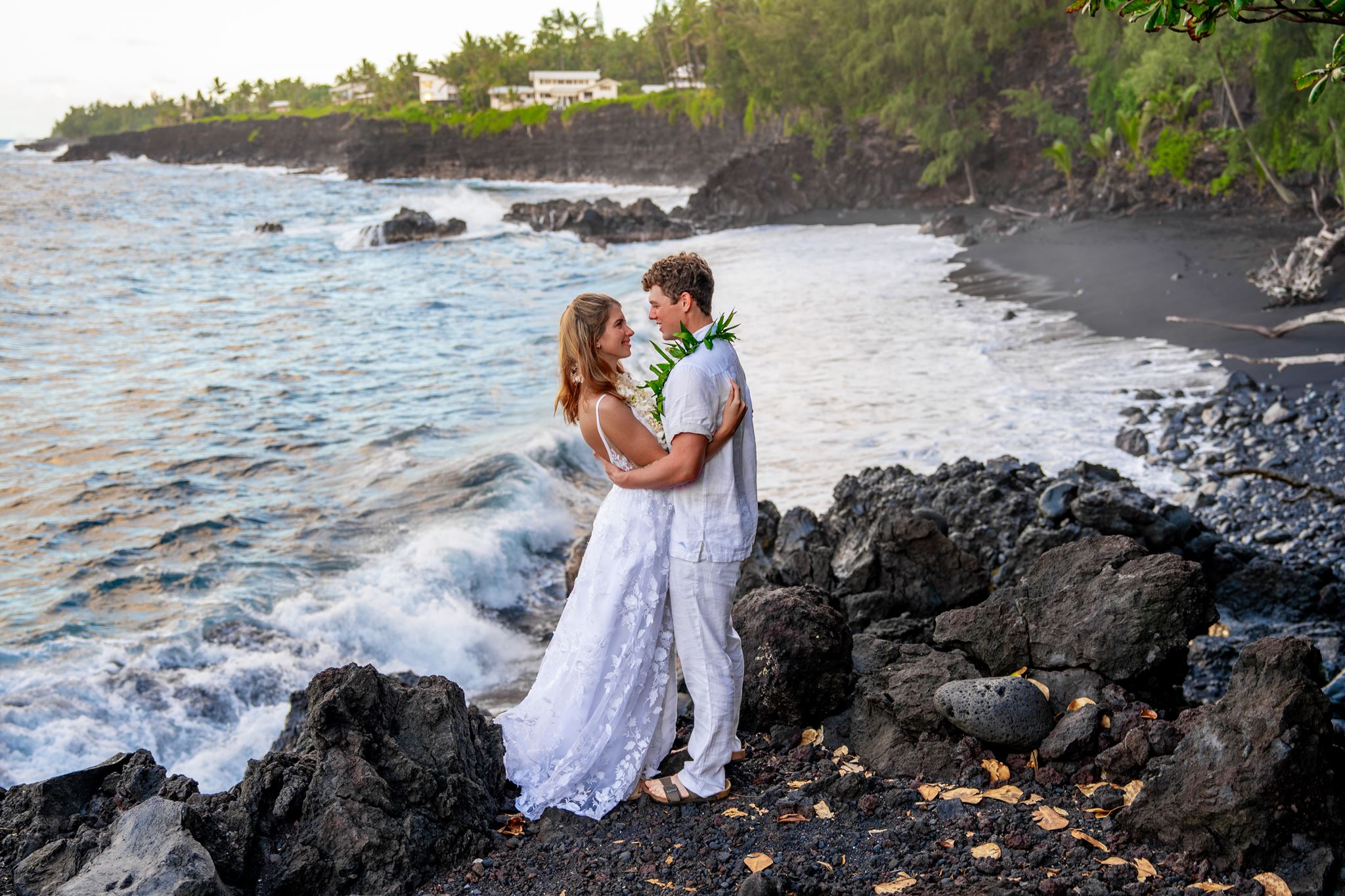 kehena black sand beach big island hawaii elopement